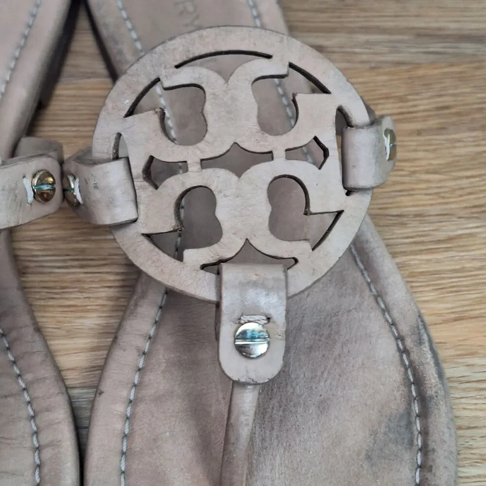 Tory Burch Miller Thong Sandals Women 10.5 Tan Beige Leather Logo Flip Flops